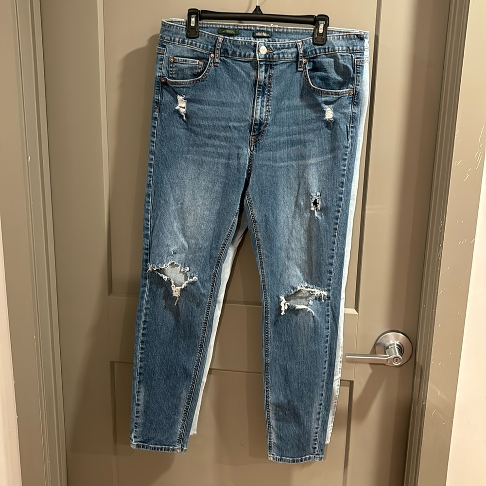 Bundle 2pairs of wild fable distressed jeans